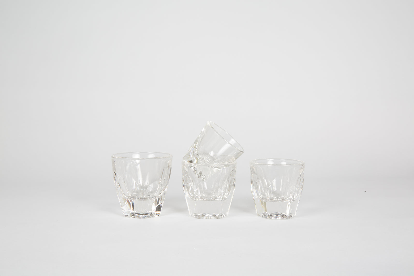 VERO Cappuccino Glass Clear