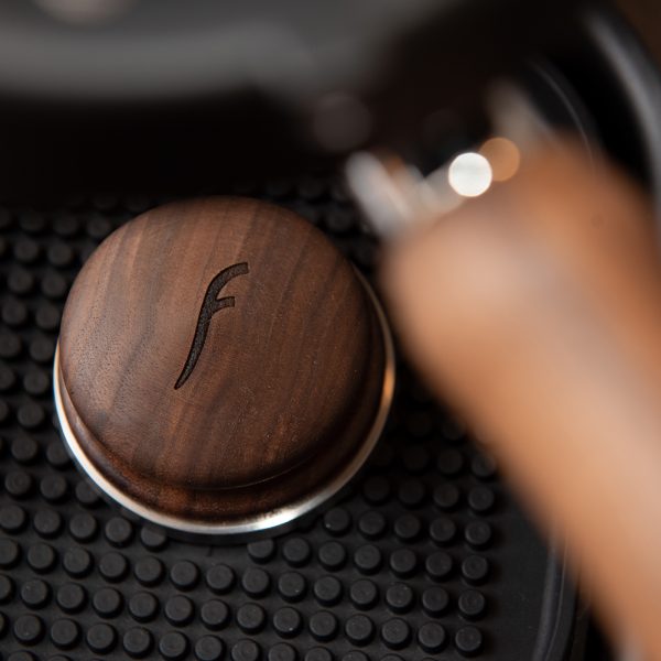 Flair 58 Walnut Tamper